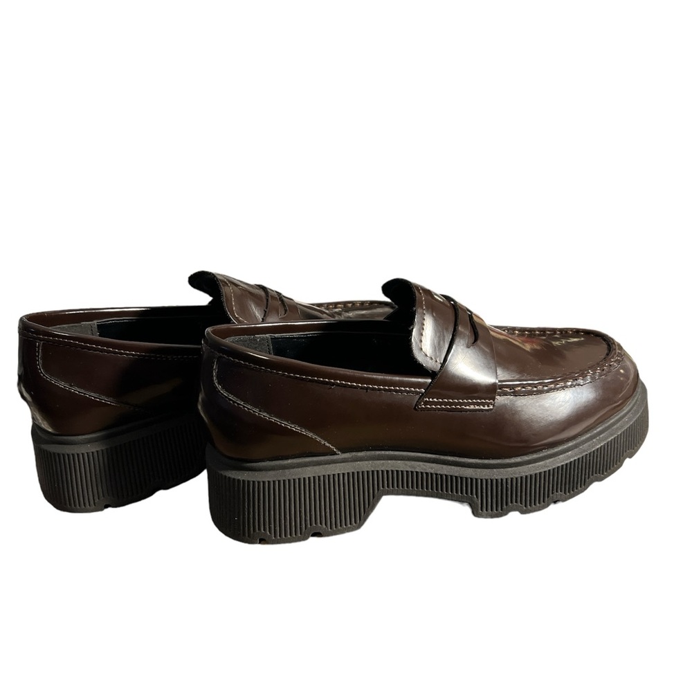 Kenneth Cole Women’s Marge Lug Sole Loafers, size 8.5 color Bordeaux.